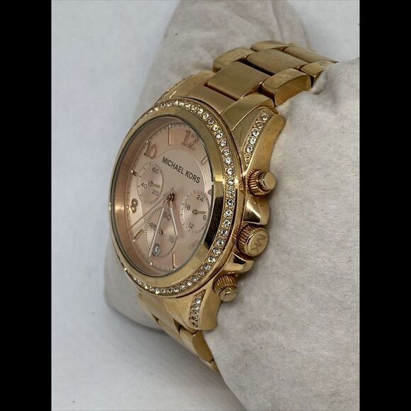 Michael Kors MK5263 Women's Rose Gold Stainless Steel Analog Dial Watch MP765 - Picture 4 of 12